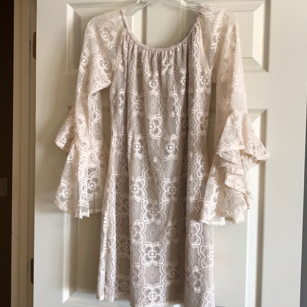Judith March lace dress. Worn once!! Sz medium.